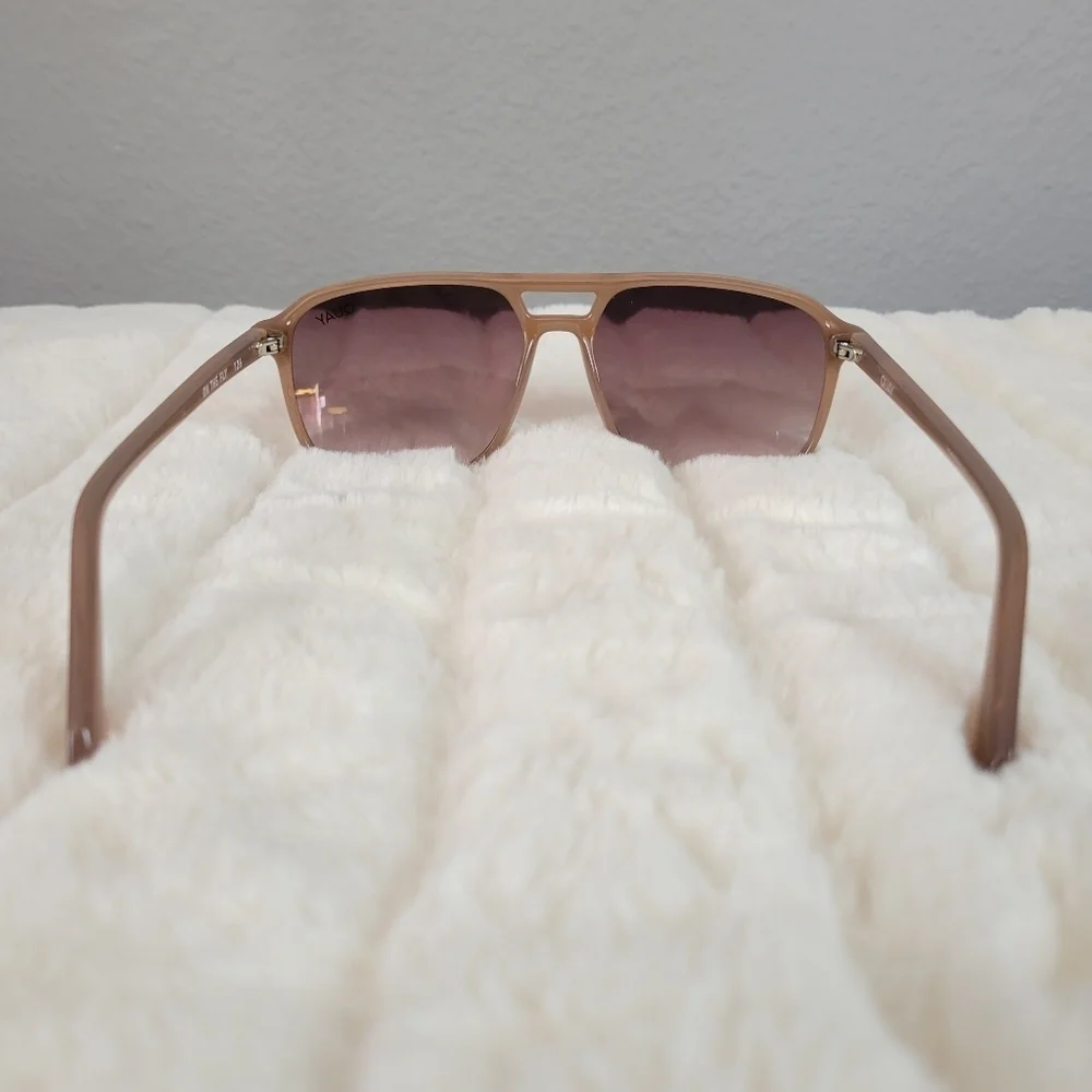 QUAY // ltd ed retro-chic plastic oat frame brown fade lens aviators jlo - Picture 8 of 16
